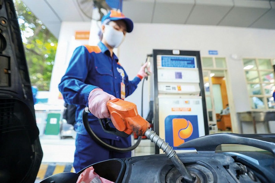 Siết chặt toàn diện hoạt động kinh doanh, vận chuyển xăng dầu ở khu vực biên giới